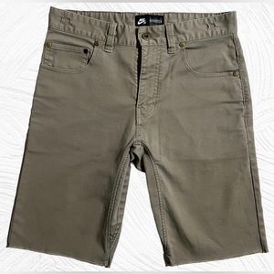 Nike SB Shorts Mens Size 28 Tan Chino Skateboard Heavyweight Athletic Punk